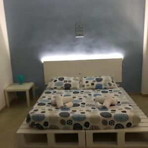 Camera con letto king size